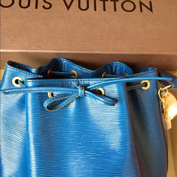 ‼️SOLD‼️LV Toledo Blue Epi Petit Noe Bag - Picture 10 of 16